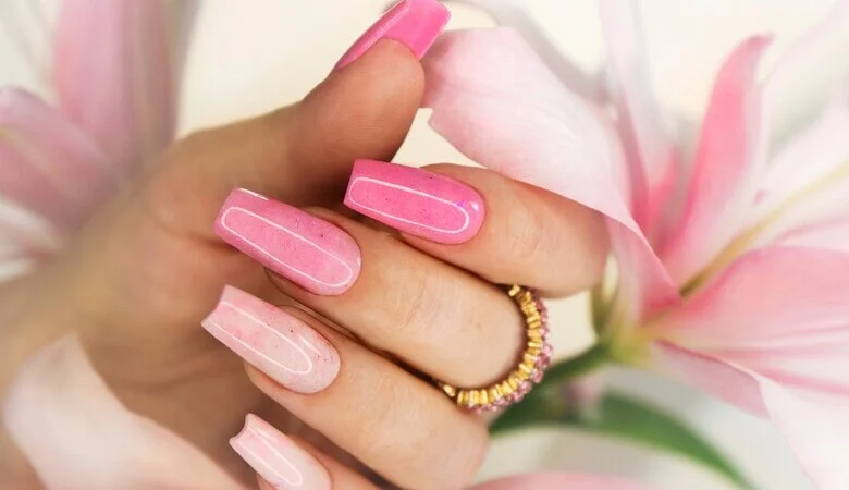 alongamento de unhas
